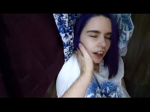 ❤️ 在壁櫥裡找到我姐姐並幫她射精 ❤❌ 自製色情 在 zh-tw.com-porn-mz.ru